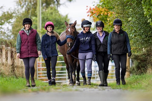 SRUC vet nursing students leading horse in Aberdeen